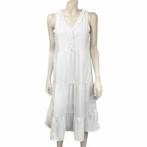 Andreé by Unit White Sleeveless Dress